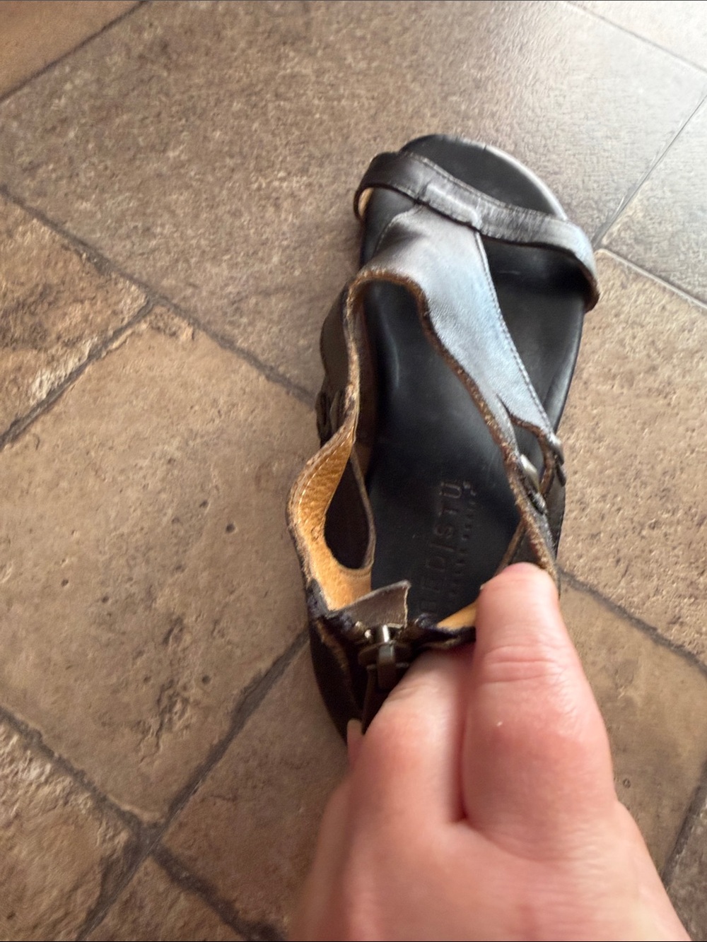 Bed Stu Soto Leather Sandal - Picture 8 of 10
